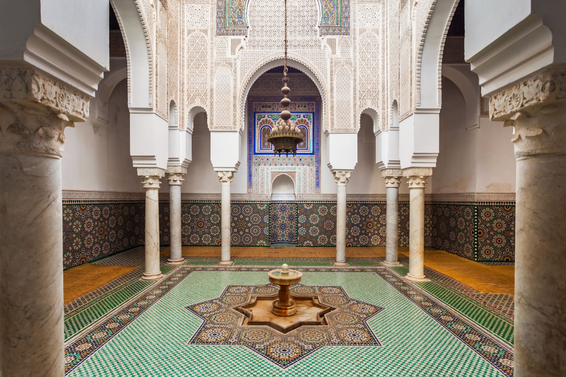 L'Élégance Intemporelle du Caftan Marocain